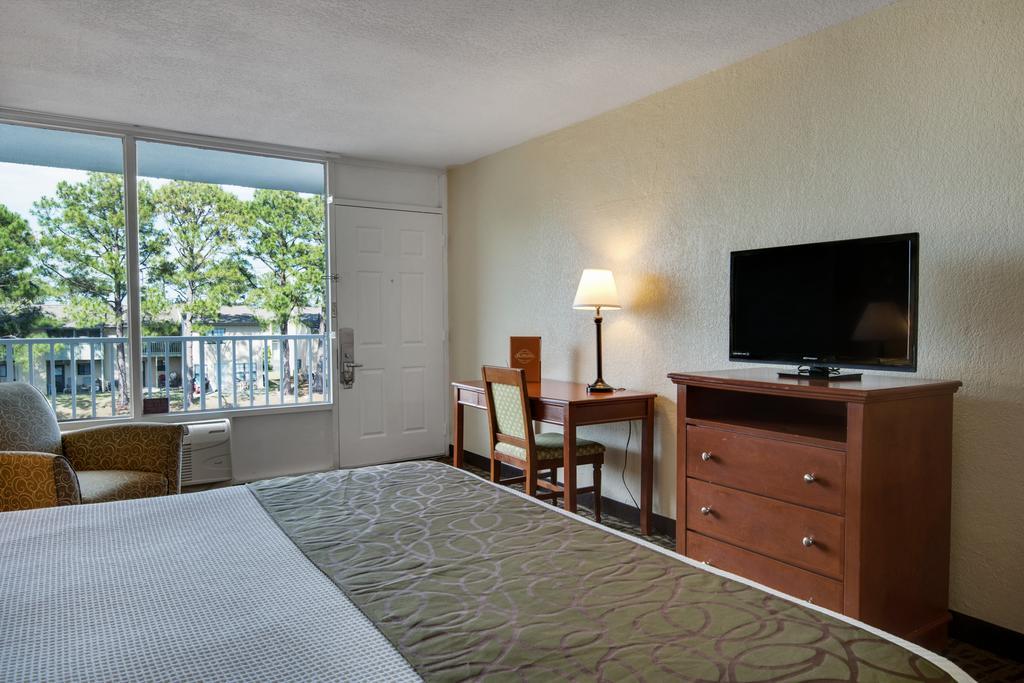 Baymont By Wyndham Panama City Beach Εξωτερικό φωτογραφία